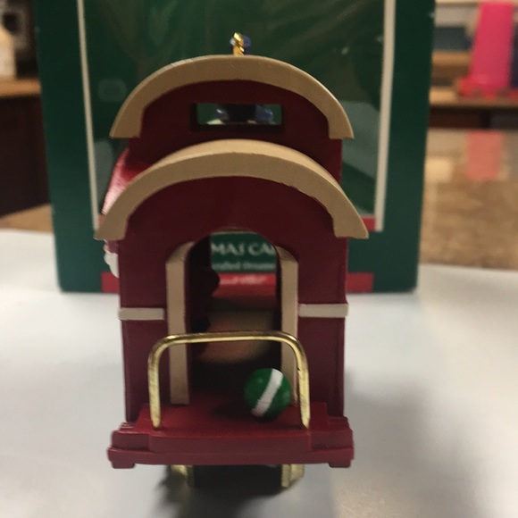Hallmark Christmas Caboose Dated 1989 Vintage - Picture 2 of 8